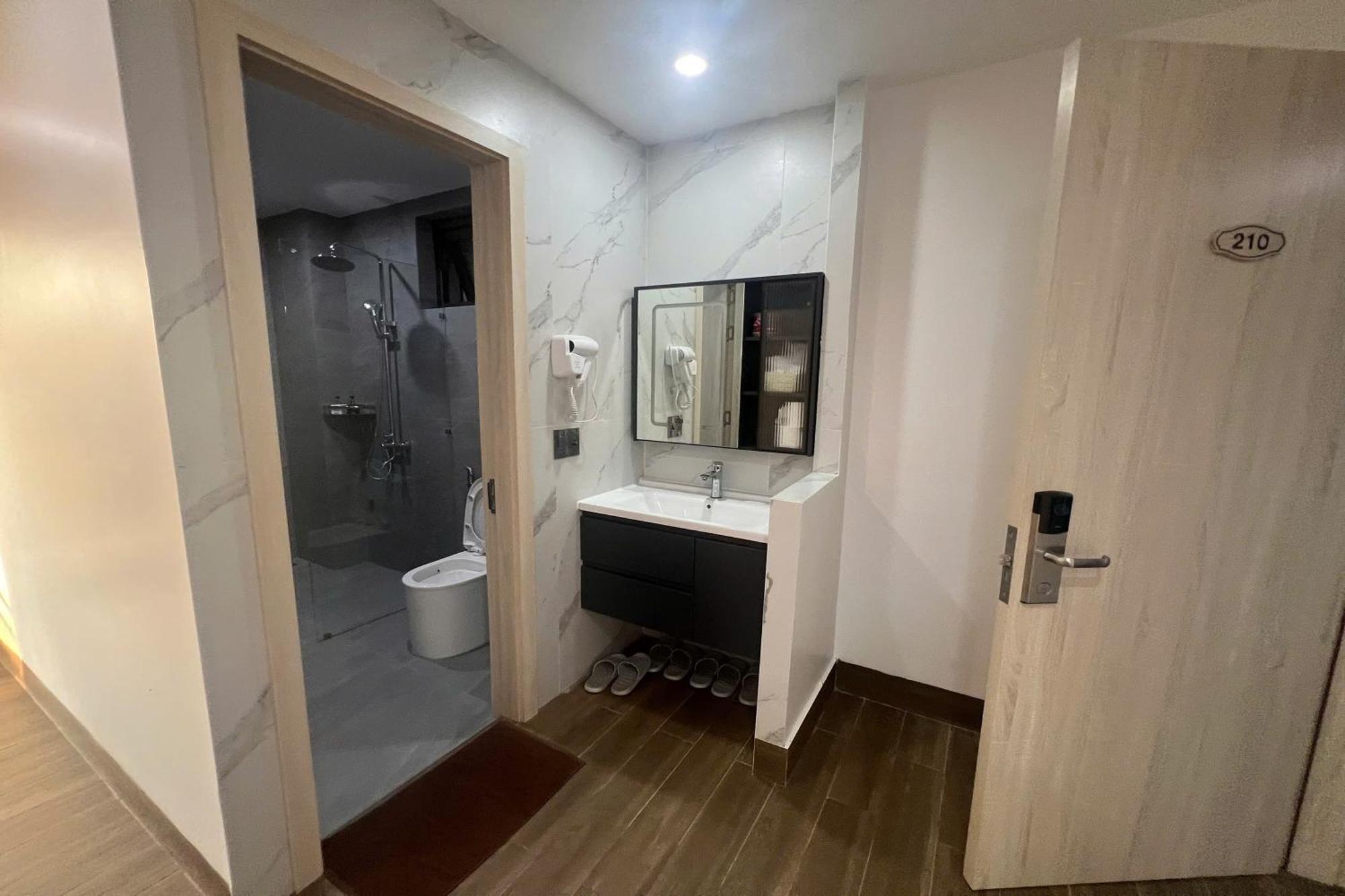 Thao Trang Hotel Dong Hoi Exteriör bild